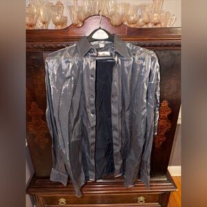 Huden Men’s Size L Silver Long Sleeve Button Down Shirt